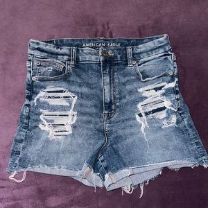 Denim distressed American Eagle shorts size 10